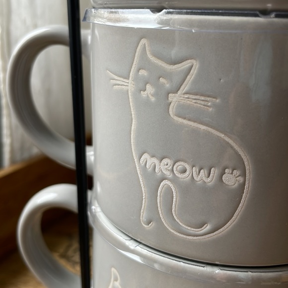 Other - ☕️Adorable Cat 🐱 Mug Set with Stand ☕️🫖 NWT🐱